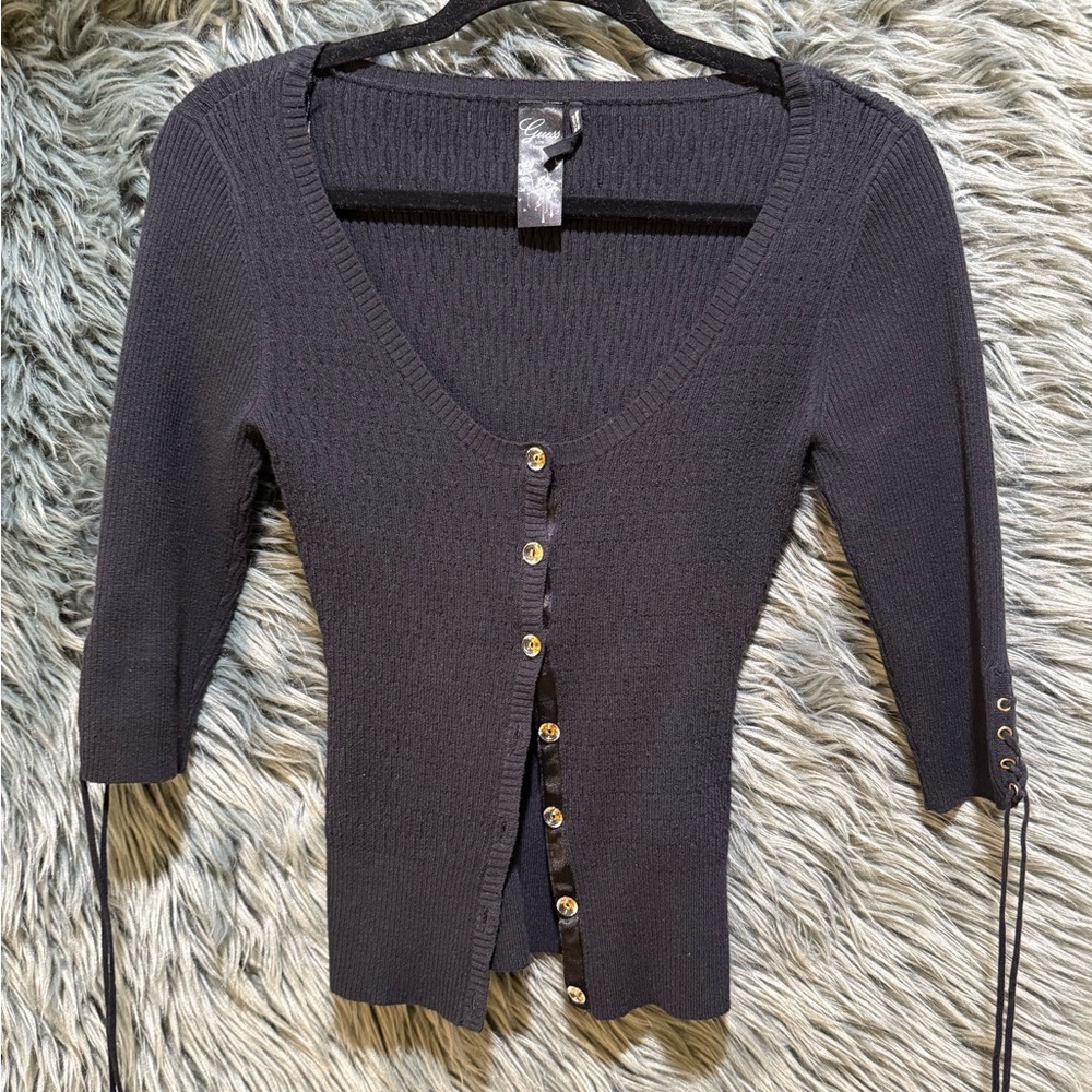 GUESS Sweater - Size Medium | Color: Black